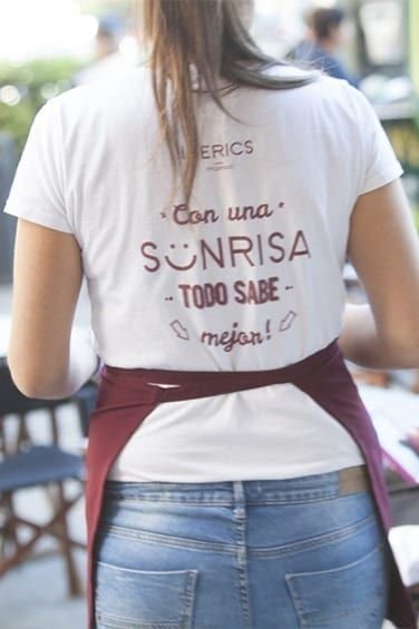 ideas de uniforme para tu cafe 1